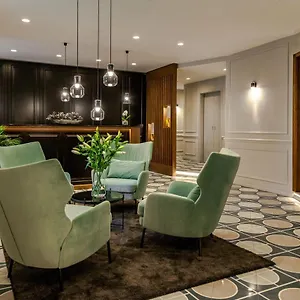 Eye- Boutique Suites, By Bqa Hotel Budapest