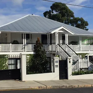 Bed & Breakfast Heal House ****